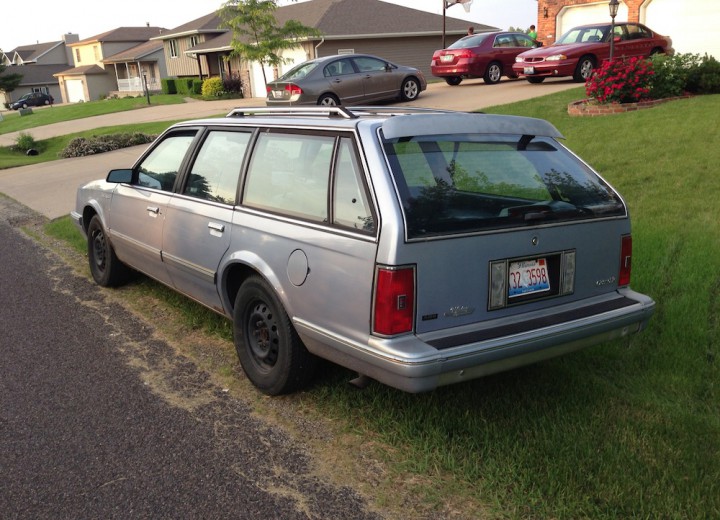 Technical specifications and characteristics for【Oldsmobile Cutlass Ciera Station Wagon】 - picture 2