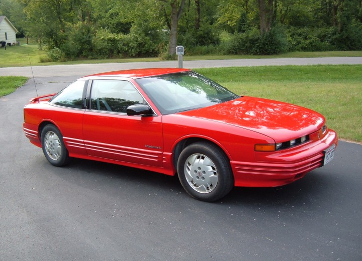 Technische Daten und Spezifikationen für Oldsmobile Cutlass Supreme Coupe - picture 1