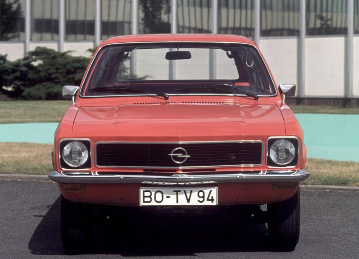 Technische Daten und Spezifikationen für Opel Ascona A Voyage - picture 2