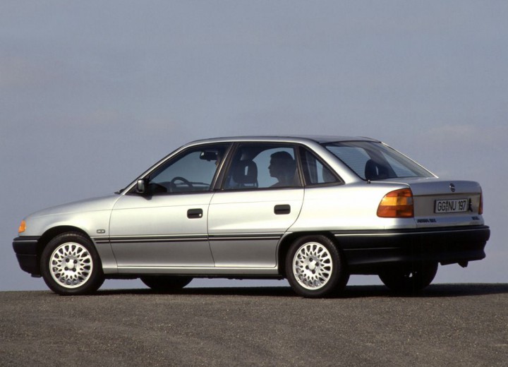 Caractéristiques techniques de Opel Astra F - picture 4