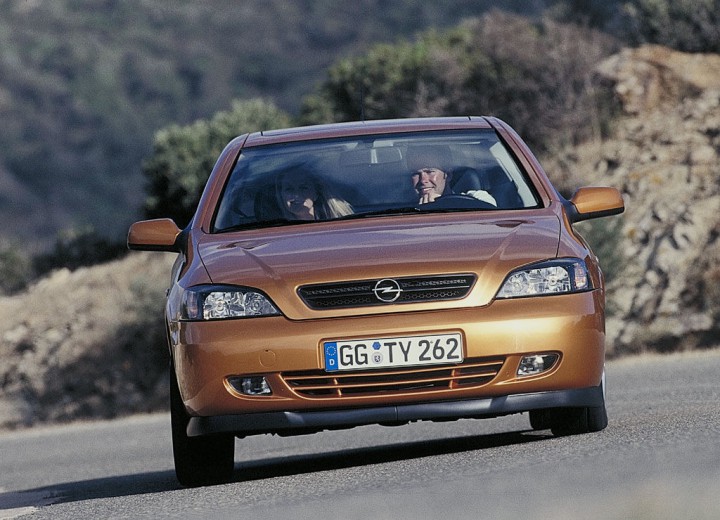 Technical specifications and characteristics for【Opel Astra G Coupe】 - picture 2