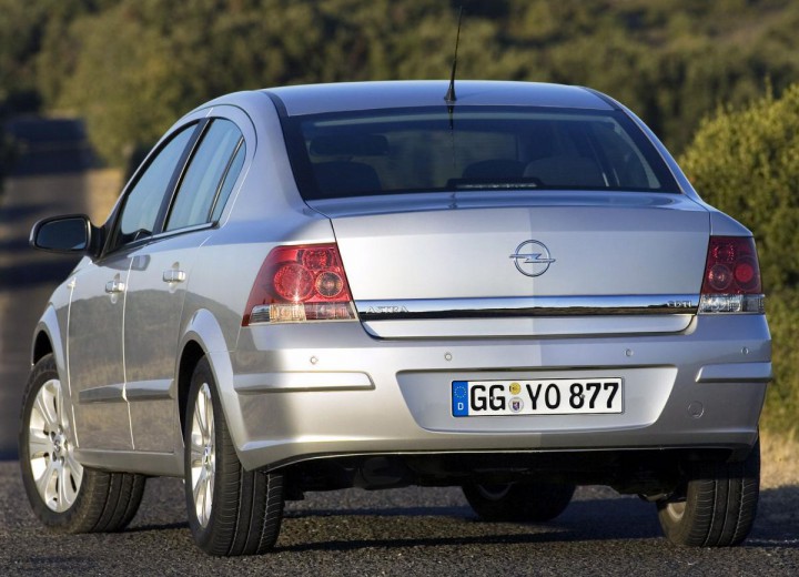 Technical specifications and characteristics for【Opel Astra H Sedan】 - picture 4