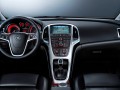 Caractéristiques techniques de Opel Astra J Restyling - picture 7