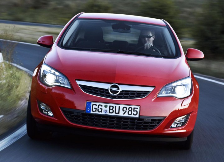 Caractéristiques techniques de Opel Astra J - picture 2