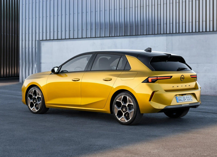 Technical specifications and characteristics for【Opel Astra L】 - picture 4