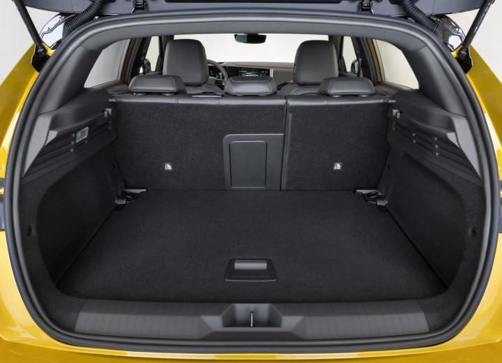 Technical specifications and characteristics for【Opel Astra L】 - picture 11