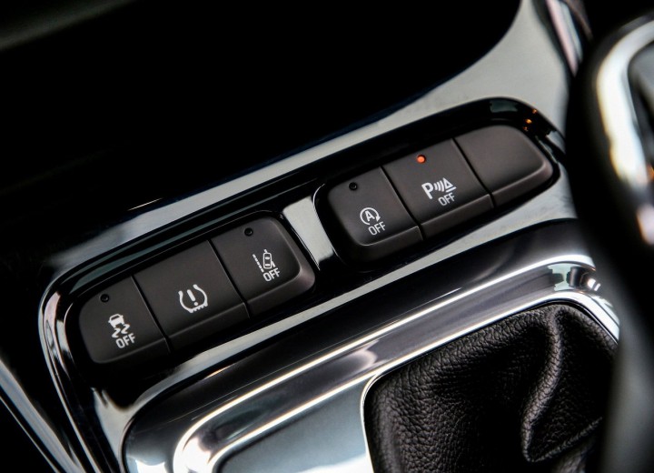 Technical specifications and characteristics for【Opel Crossland X】 - picture 7