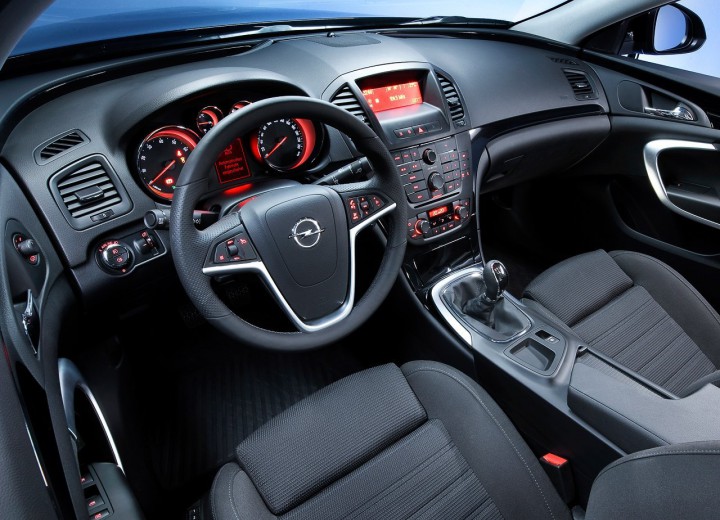Технические характеристики о Opel Insignia Sports Tourer - picture 7