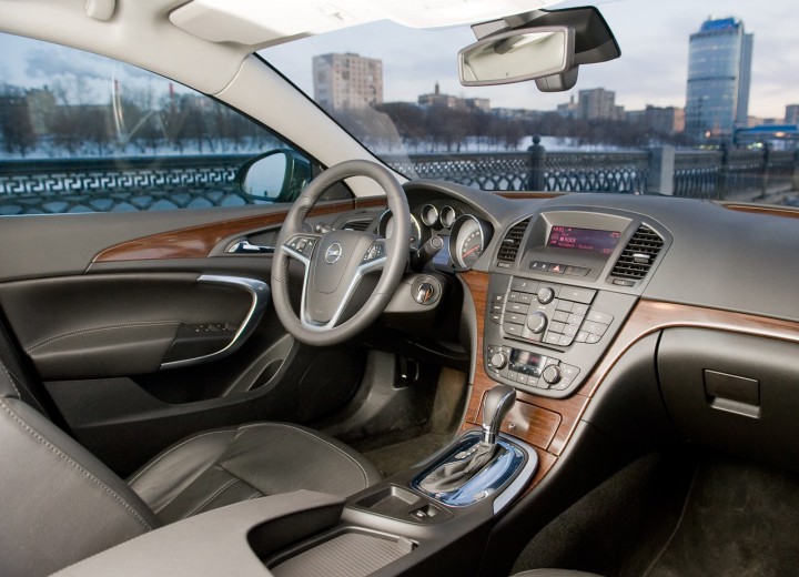 Технические характеристики о Opel Insignia Sports Tourer - picture 6