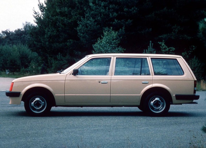 Especificaciones técnicas de Opel Kadett D Caravan - picture 2