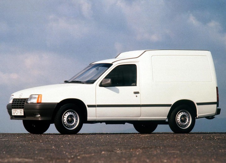Caractéristiques techniques de Opel Kadett E Combo - picture 1