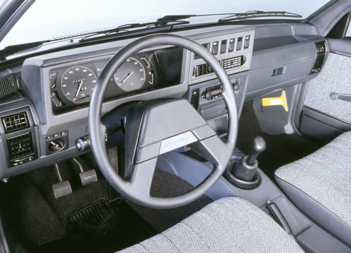 Technische Daten und Spezifikationen für Opel Monza A - picture 5