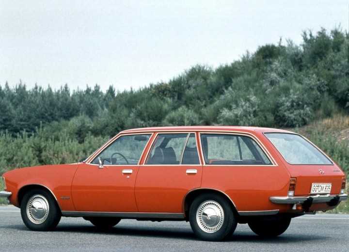 Technical specifications and characteristics for【Opel Rekord D Caravan】 - picture 2