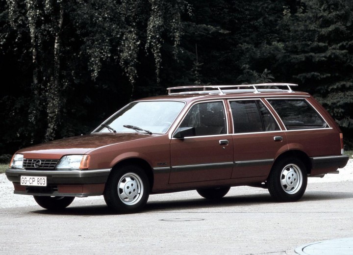 Technical specifications and characteristics for【Opel Rekord E Caravan】 - picture 2