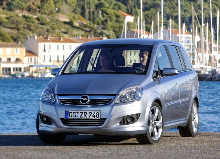 Especificaciones técnicas de Opel Zafira B - picture 2