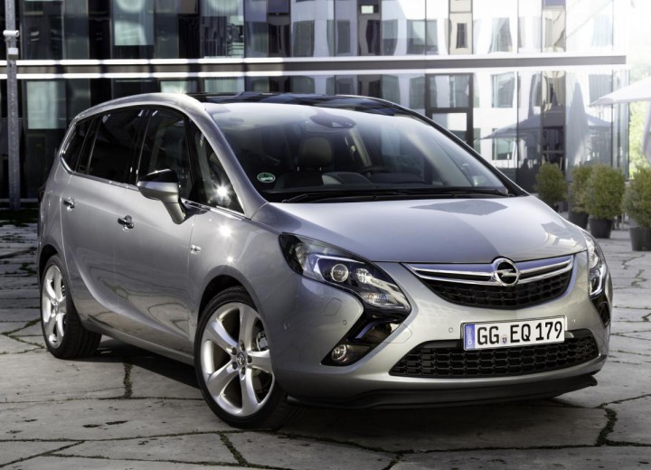 Especificaciones técnicas de Opel Zafira C - picture 1
