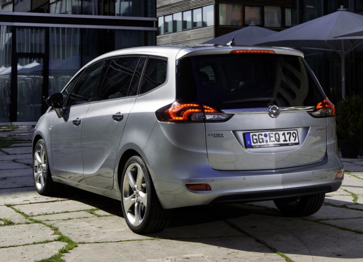 Especificaciones técnicas de Opel Zafira C - picture 4