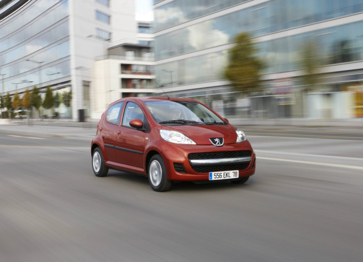 Technical specifications and characteristics for【Peugeot 107 Restyling】 - picture 2