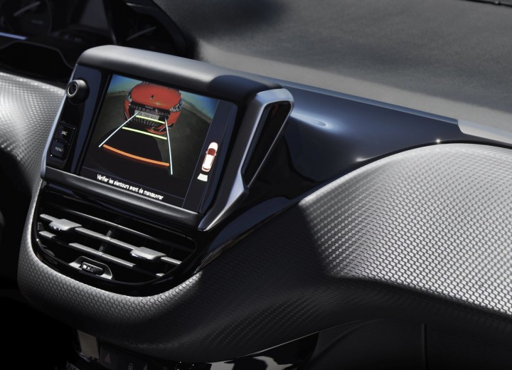 Технические характеристики о Peugeot 208 Restyling - picture 8