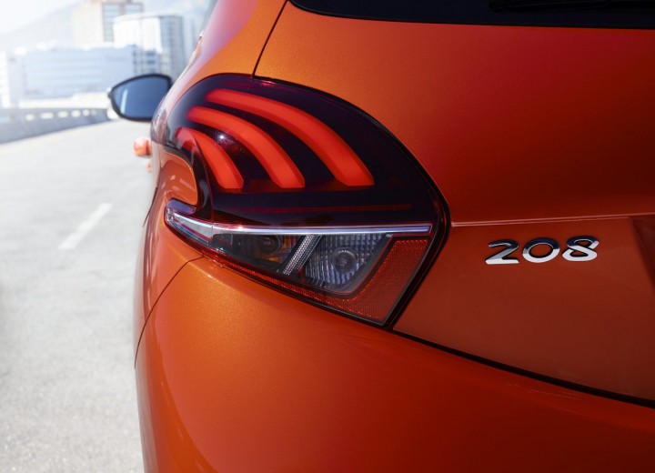 Технические характеристики о Peugeot 208 Restyling - picture 13