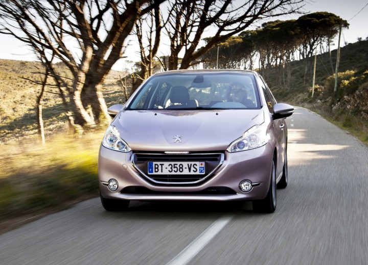 Технические характеристики о Peugeot 208 - picture 2