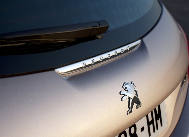 Технические характеристики о Peugeot 208 - picture 19
