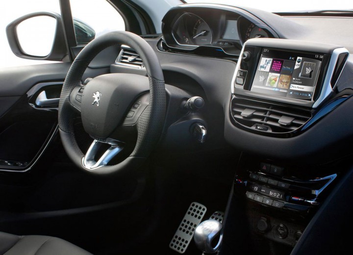 Технические характеристики о Peugeot 208 - picture 13