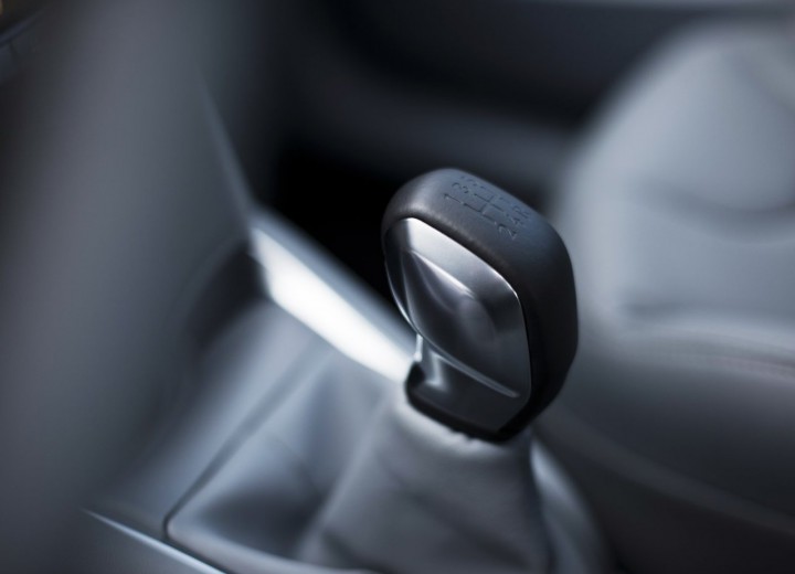 Технические характеристики о Peugeot 208 - picture 24