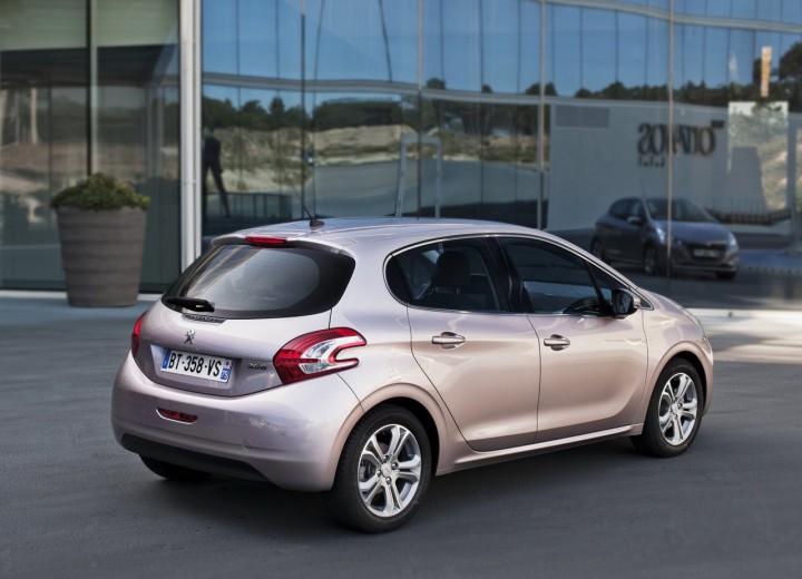 Технические характеристики о Peugeot 208 - picture 4