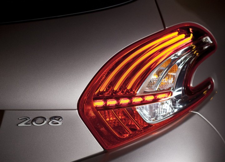 Технические характеристики о Peugeot 208 - picture 23