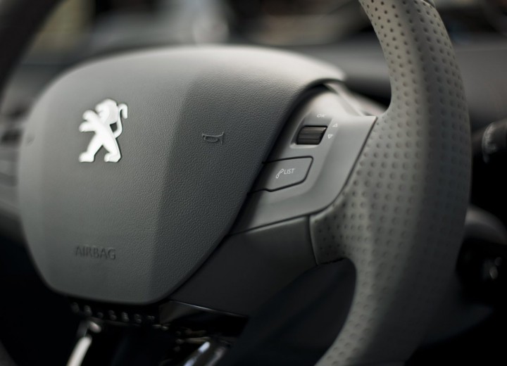 Технические характеристики о Peugeot 208 - picture 21