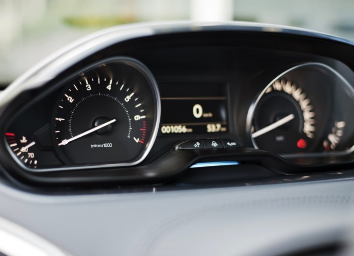 Технические характеристики о Peugeot 208 - picture 15