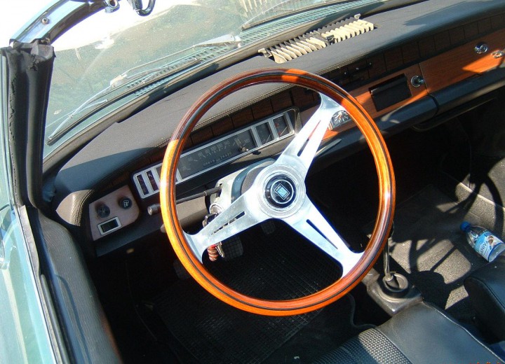 Technical specifications and characteristics for【Peugeot 304 Cabrio】 - picture 5