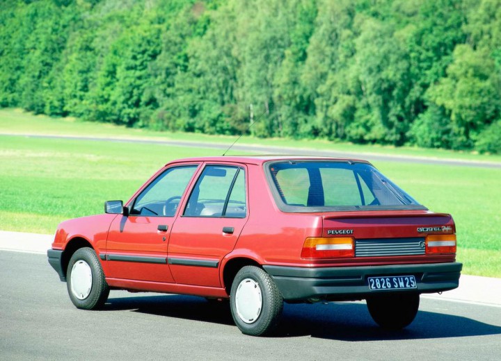 Technical specifications and characteristics for【Peugeot 309 I (10C,10A)】 - picture 2