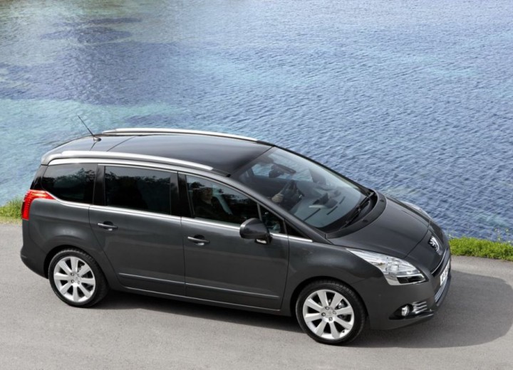 Technical specifications and characteristics for【Peugeot 5008】 - picture 1