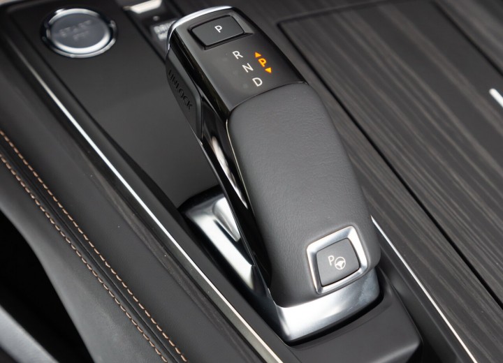 Technical specifications and characteristics for【Peugeot 508 II SW】 - picture 9