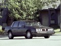 Especificaciones técnicas del coche y ahorro de combustible de Pontiac 6000