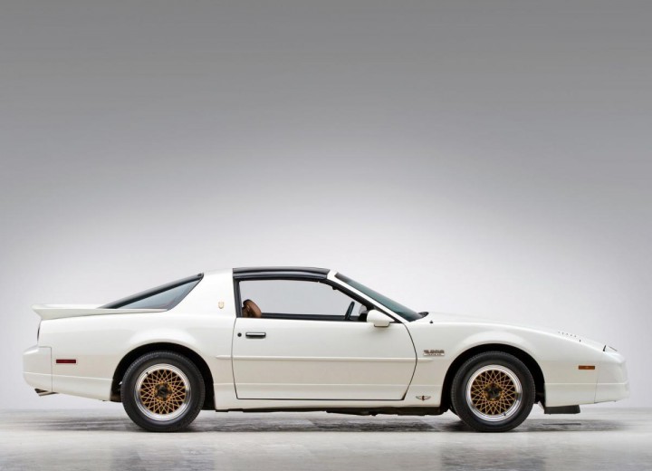 Технически характеристики за Pontiac Firebird III - picture 9