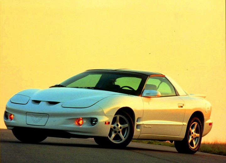 Технически характеристики за Pontiac Firebird IV - picture 6