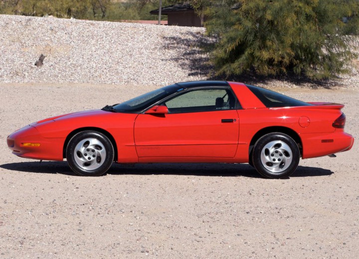 Технически характеристики за Pontiac Firebird IV - picture 5