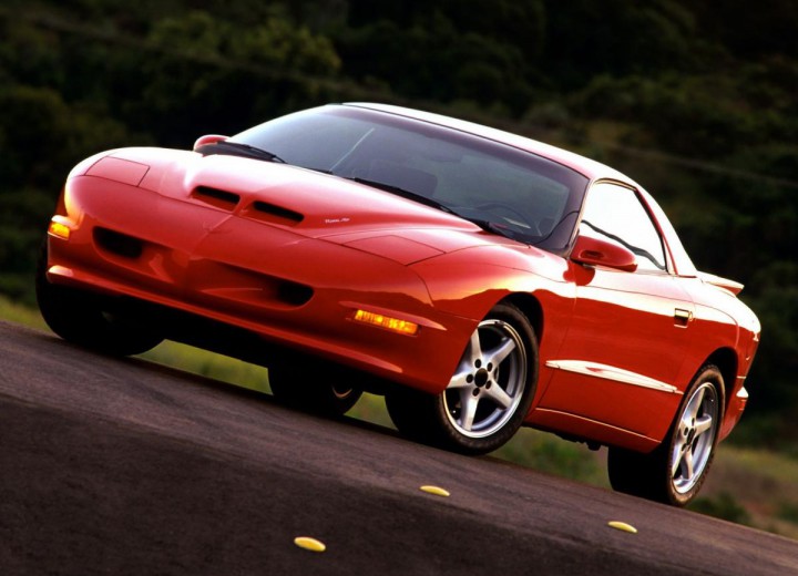 Технически характеристики за Pontiac Firebird IV - picture 2