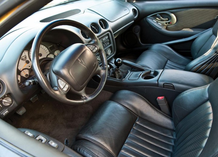 Технически характеристики за Pontiac Firebird IV - picture 8