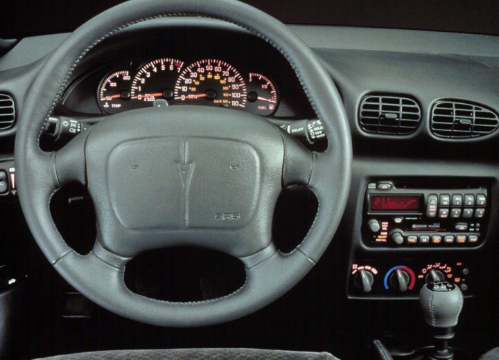 Technical specifications and characteristics for【Pontiac Sunfire Coupe】 - picture 6