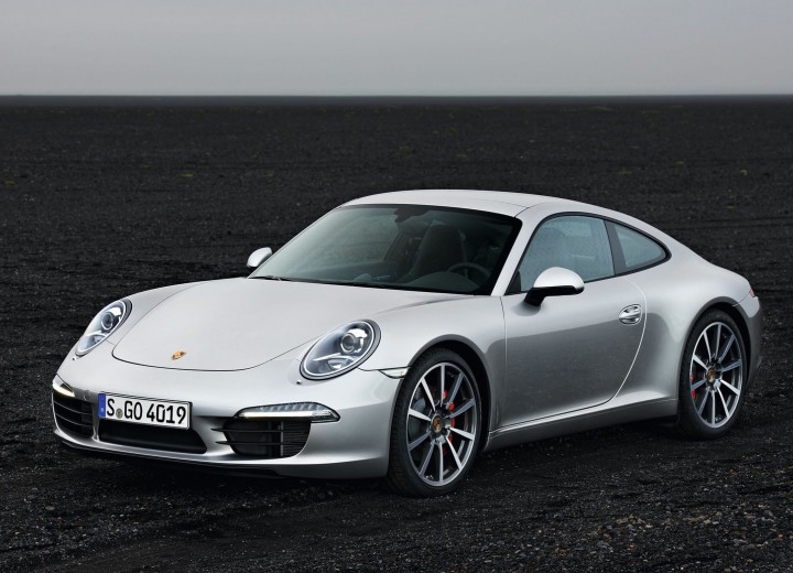 Technical specifications and characteristics for【Porsche 911 (991)】 - picture 6