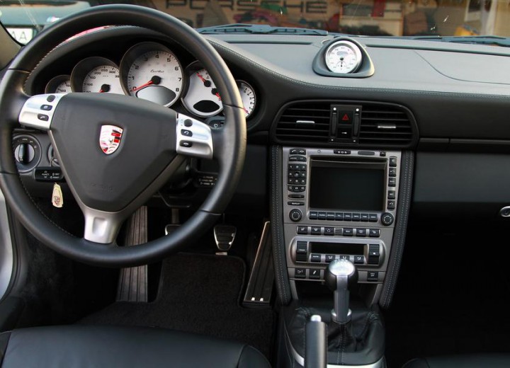 Технически характеристики за Porsche 911 Turbo (997) - picture 4