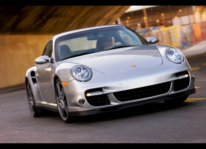 Технически характеристики за Porsche 911 Turbo (997) - picture 1