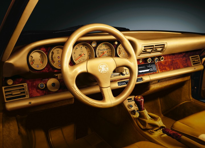 Caractéristiques techniques de Porsche 959 - picture 12
