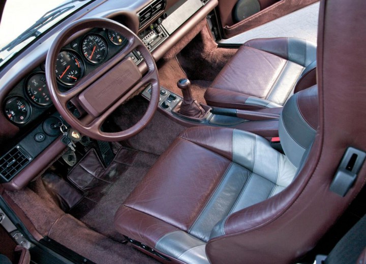 Caractéristiques techniques de Porsche 959 - picture 13