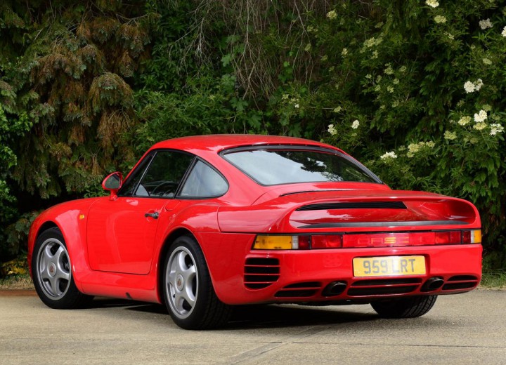 Caractéristiques techniques de Porsche 959 - picture 5