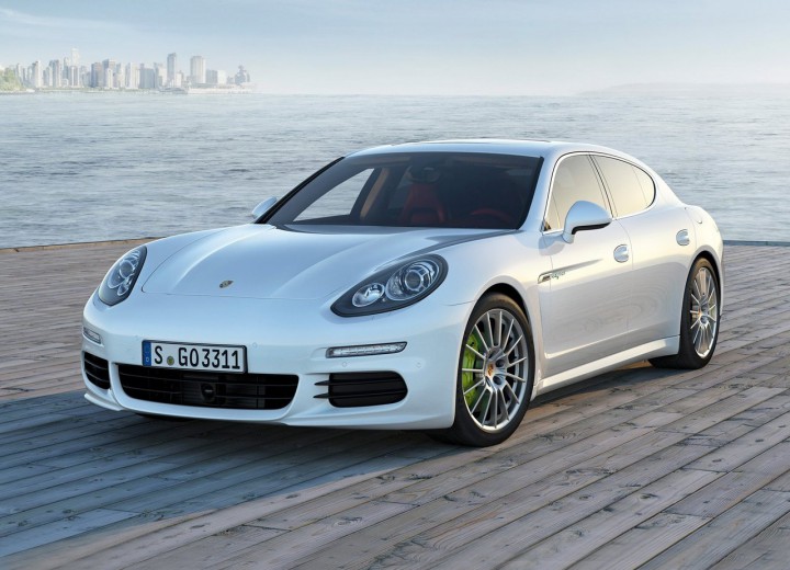 Caractéristiques techniques de Porsche Panamera I Restyling - picture 1